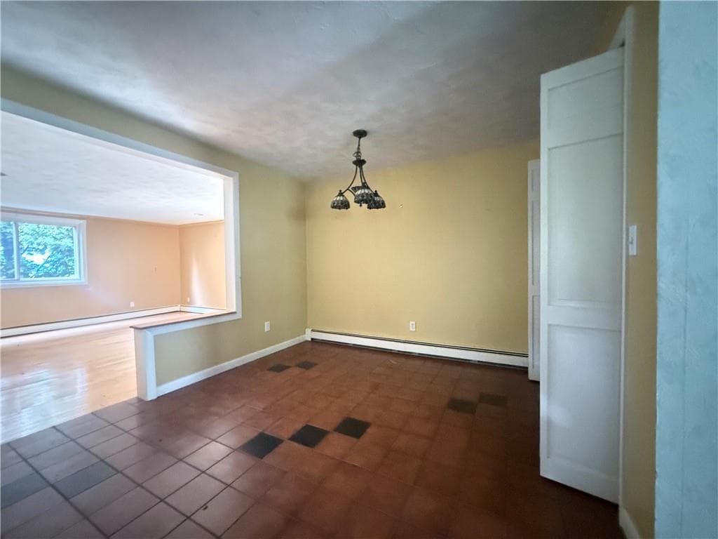 243 Deerfield Road photo 7