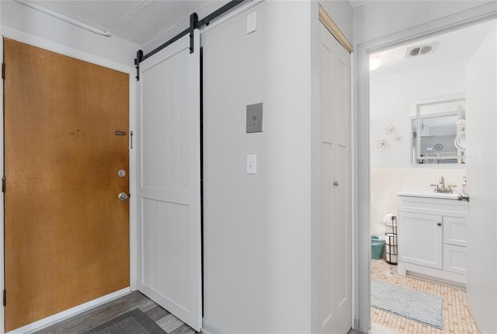 110 Pilgrim Parkway UNIT 6 photo 10