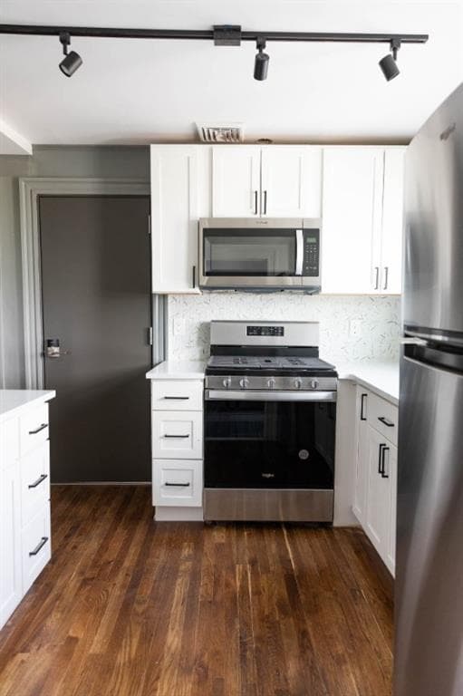 215 Broadway photo 36