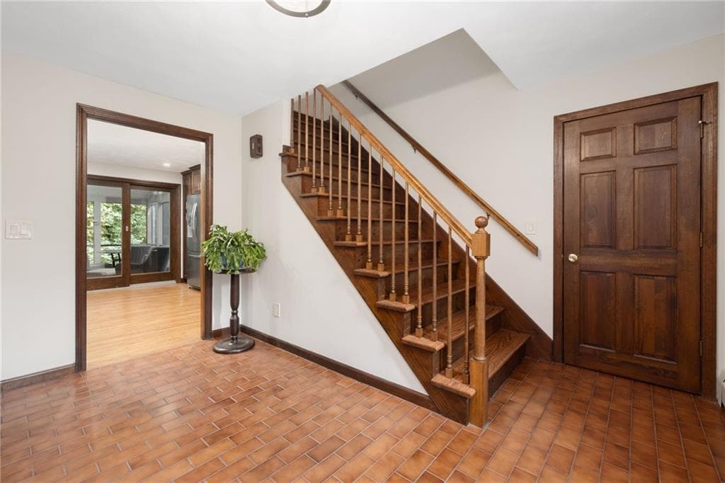 Single Family Residence at 223 Audubon Road, North Kingstown, photo 20 of 45