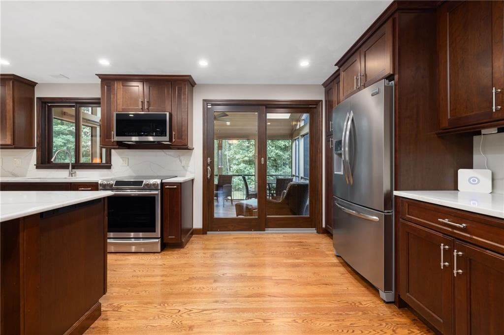 Single Family Residence at 223 Audubon Road, North Kingstown, photo 10 of 45