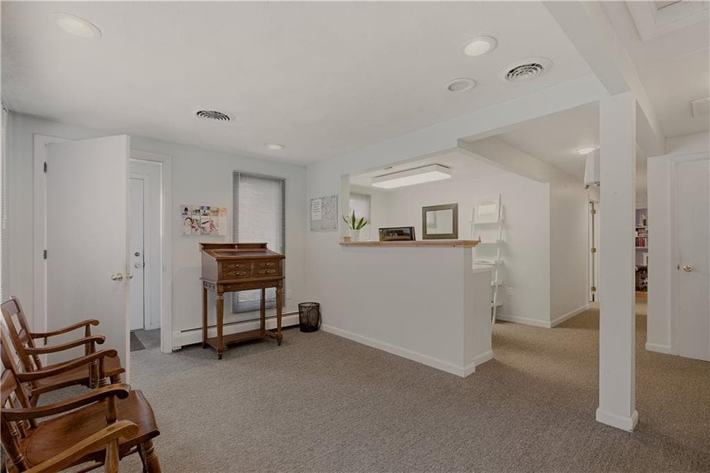 5544 Post Road photo 3