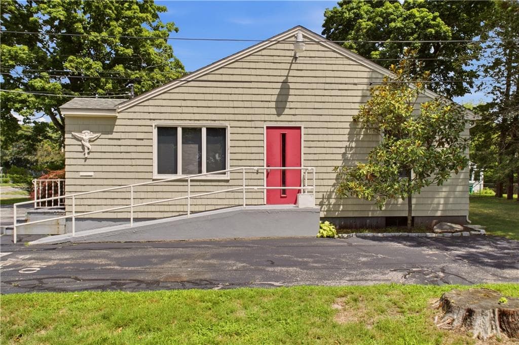5544 Post Road photo 35