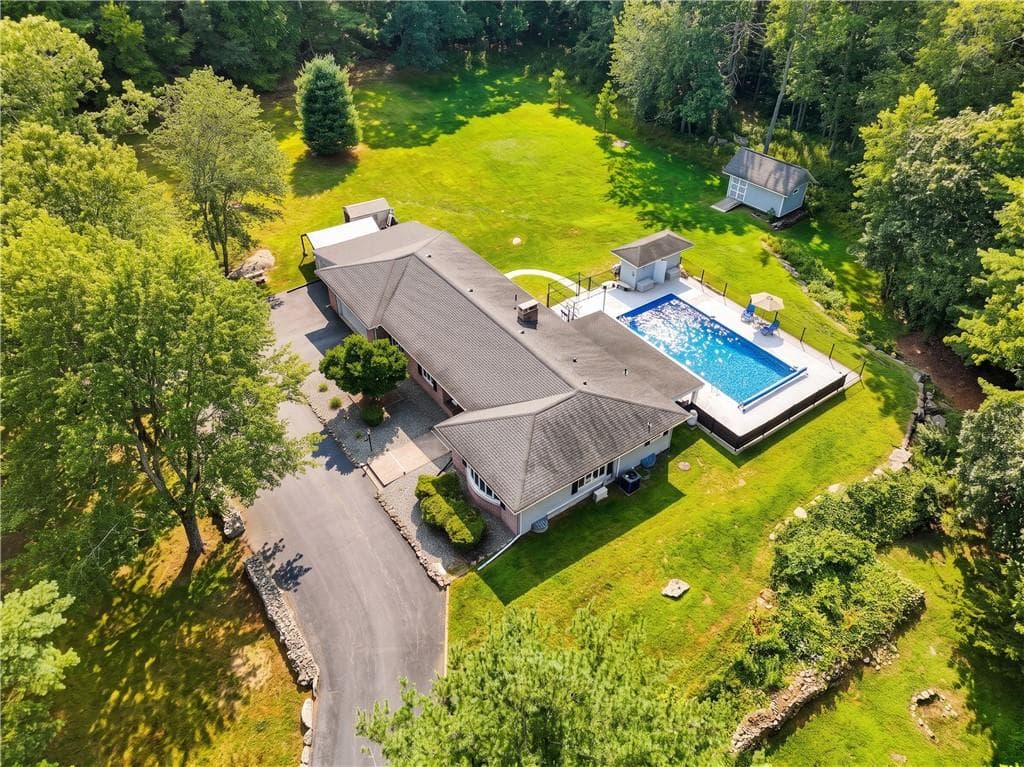 99 Sandy Brook Road photo 2