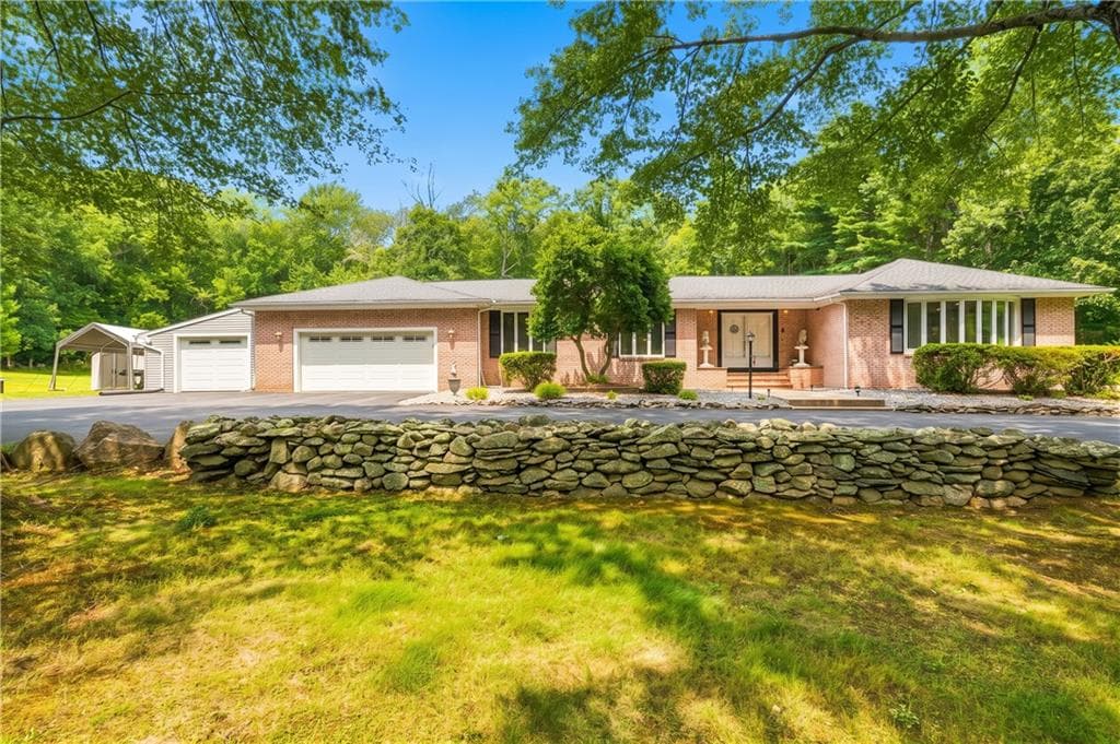 99 Sandy Brook Road