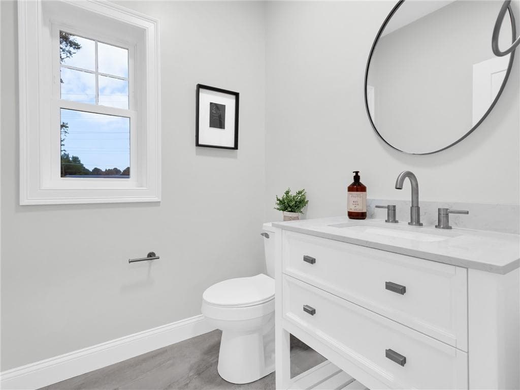 Single Family Residence at 1360 Scituate Avenue, Cranston, photo 18 of 41