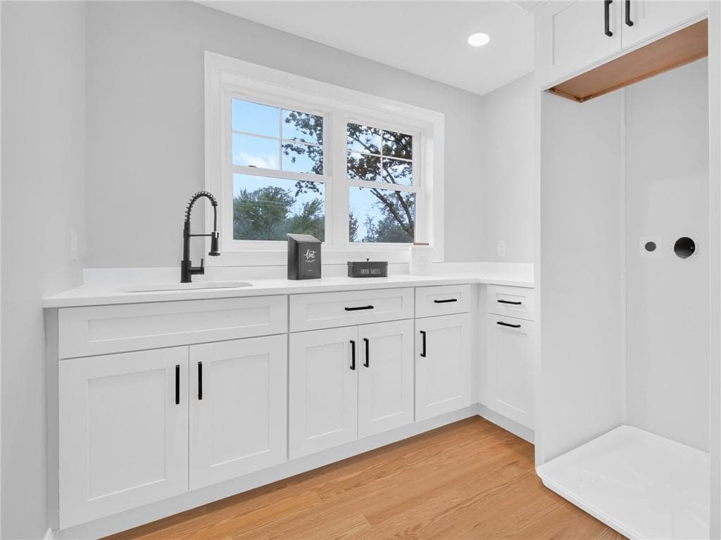 Single Family Residence at 1360 Scituate Avenue, Cranston, photo 19 of 41