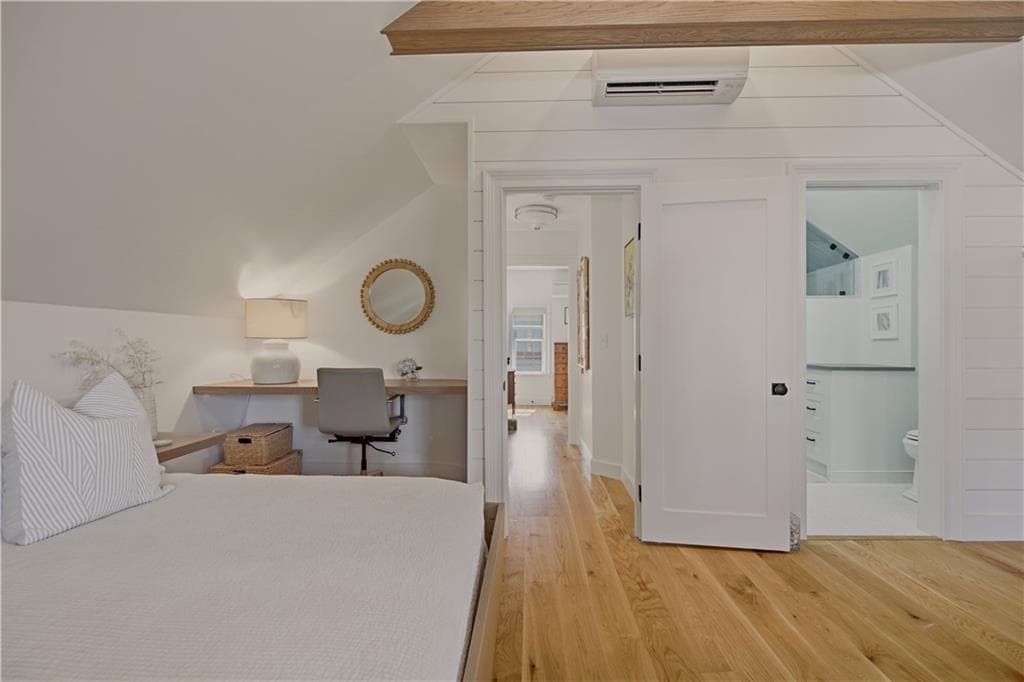Single Family Residence at 14 Barney Street, Newport, photo 15 of 40