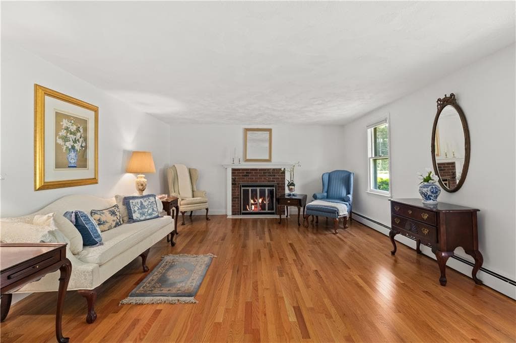 Single Family Residence at 46 Middle Road, East Greenwich, photo 2 of 46