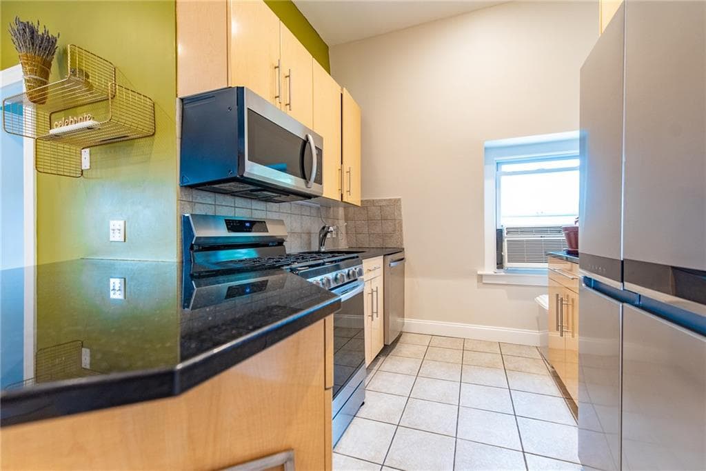 1403 Westminster Street UNIT E photo 10