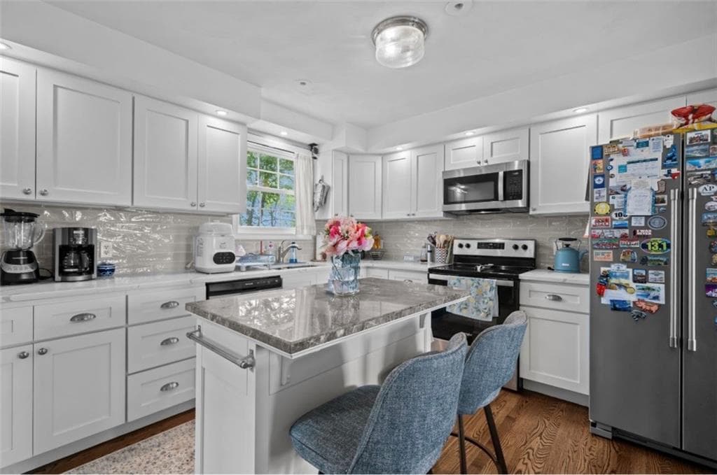 44 Dion Avenue photo 37