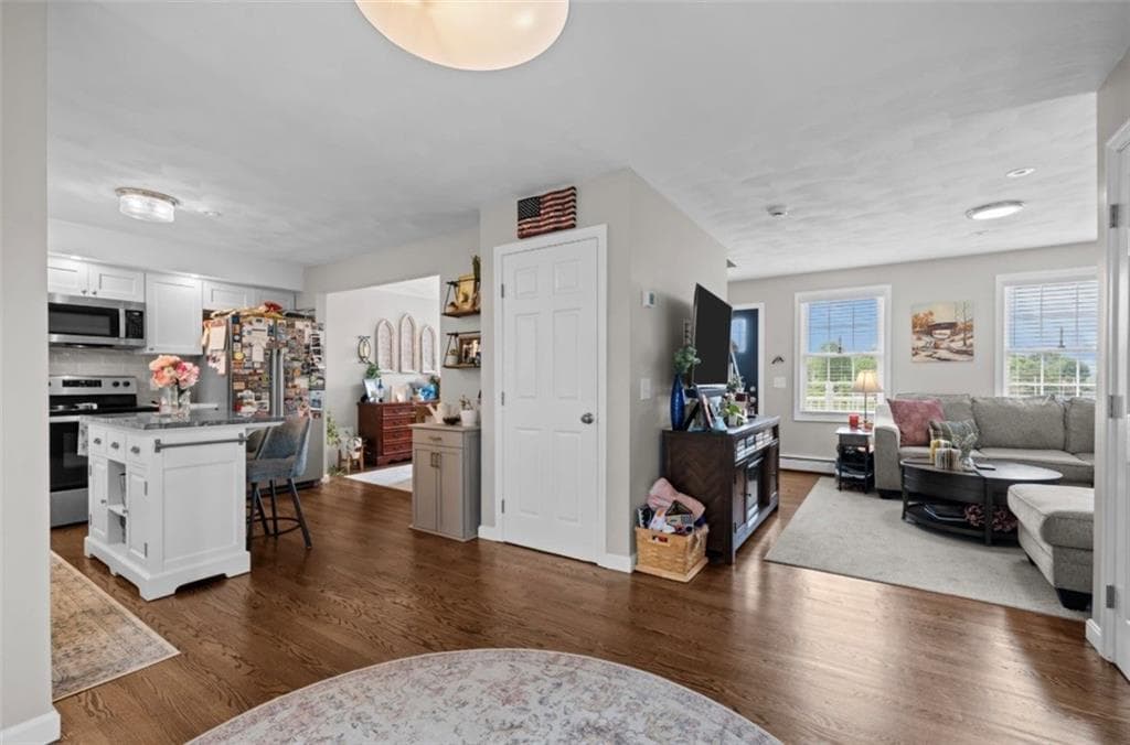 44 Dion Avenue photo 8