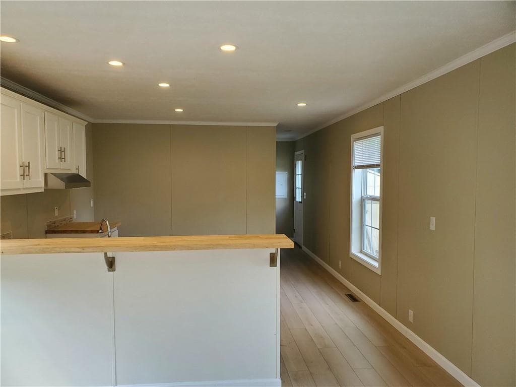 Single Family Residence at 20 Lane 7, Coventry, photo 5 of 10