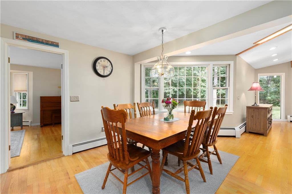 Single Family Residence at 150 Stone Ridge Drive, East Greenwich, photo 11 of 49