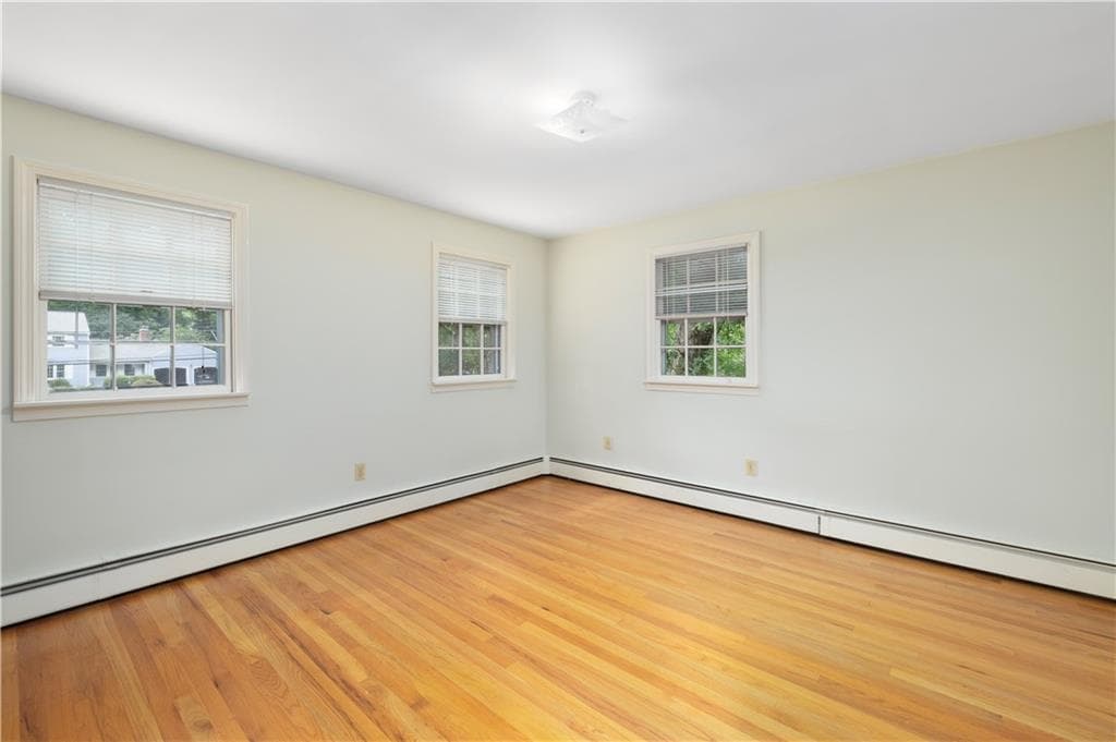 Single Family Residence at 150 Stone Ridge Drive, East Greenwich, photo 31 of 49