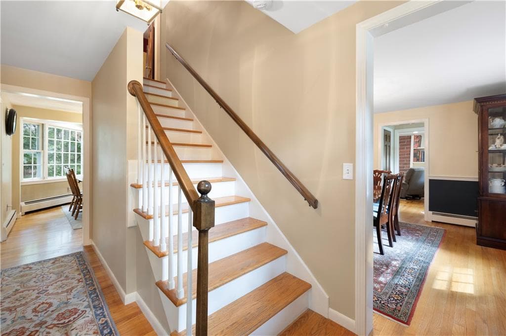 Single Family Residence at 150 Stone Ridge Drive, East Greenwich, photo 21 of 49