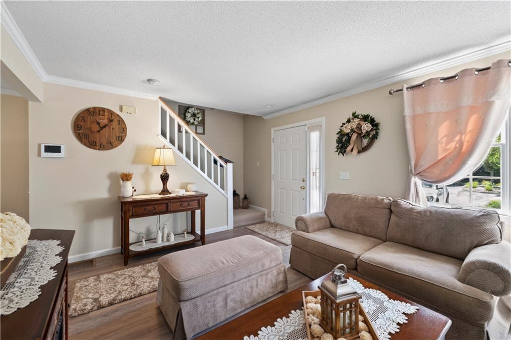 735 Willett Avenue UNIT 305 photo 6