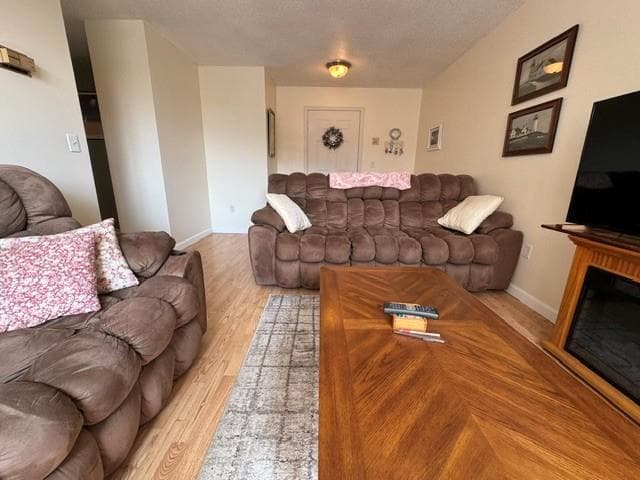 140 High Street UNIT 304 photo 8