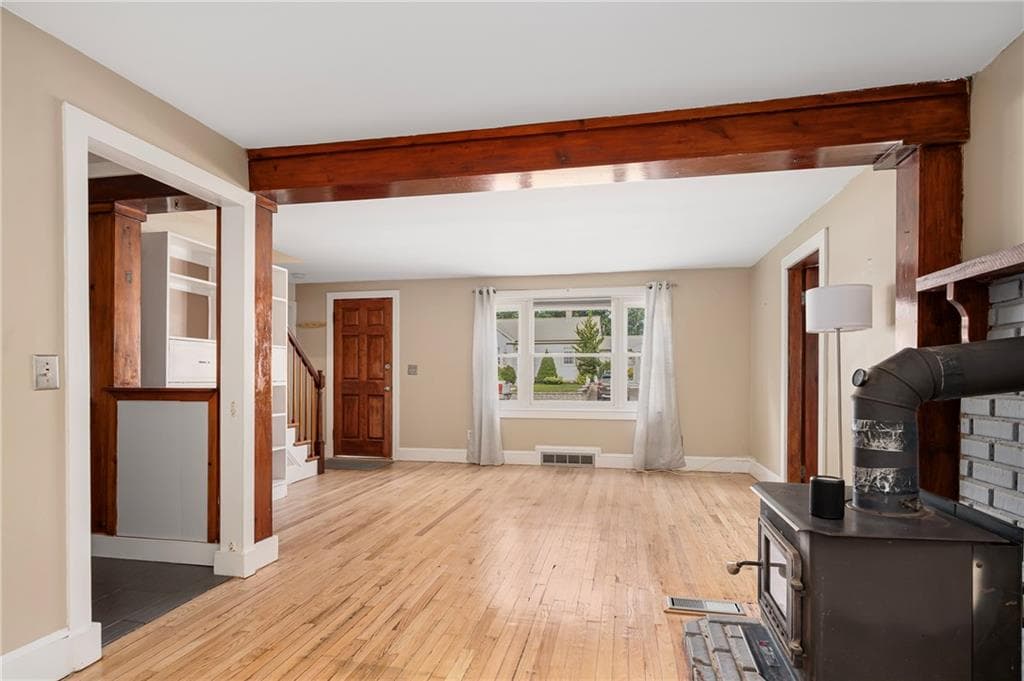 Single Family Residence at 22 Robbins Drive, Coventry, photo 9 of 28