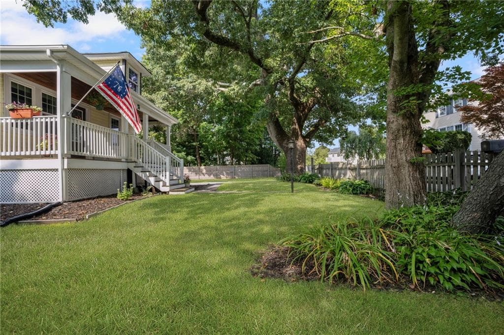 Single Family Residence at 34 Wuddall Avenue, Warwick, photo 36 of 46