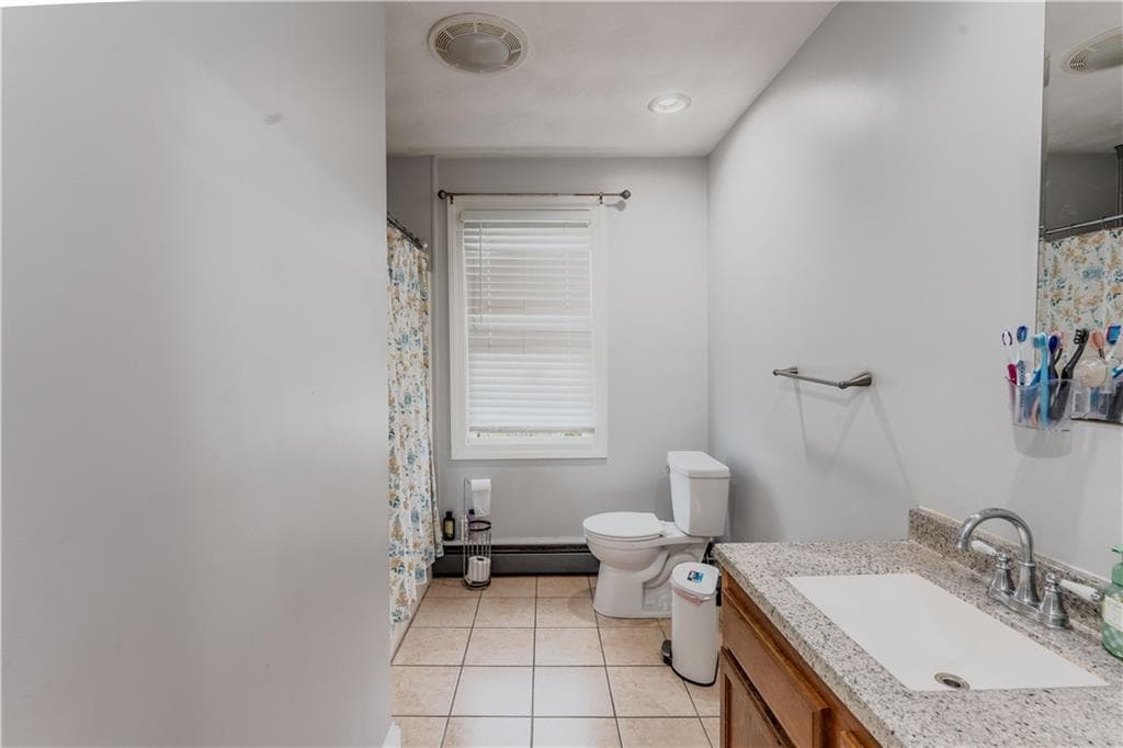 Multi Family at 95 Laura Street, Providence, photo 14 of 31