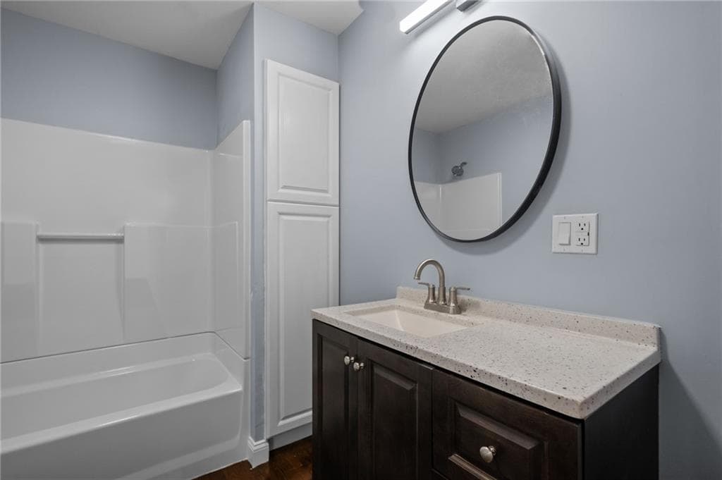 126 Alton Bradford Road photo 16