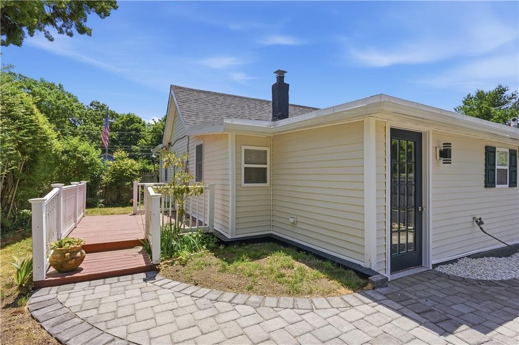 45 Marine Avenue photo 6