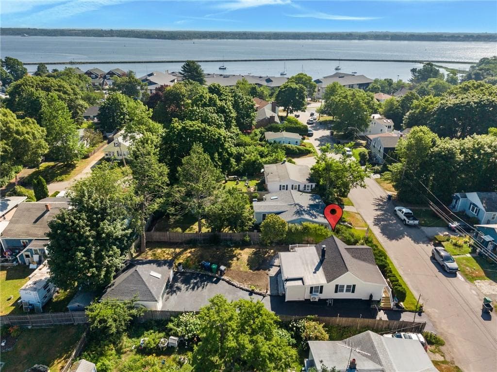 45 Marine Avenue photo 42