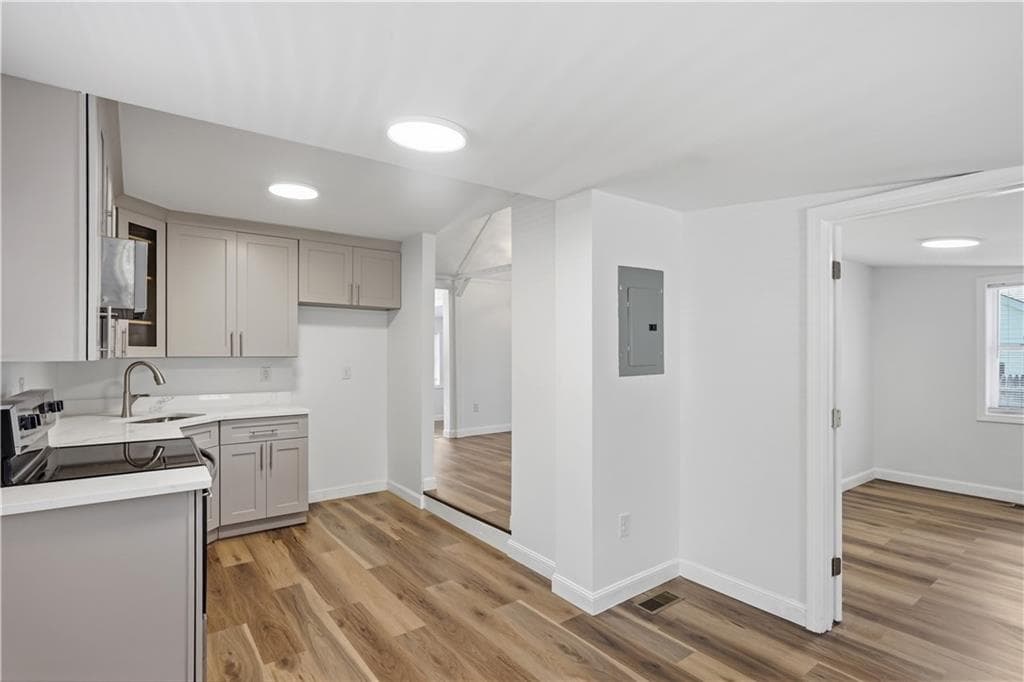 45 Marine Avenue photo 20