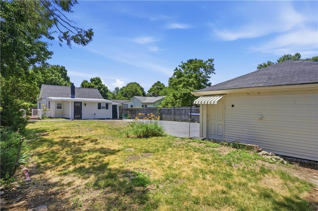 45 Marine Avenue photo 11