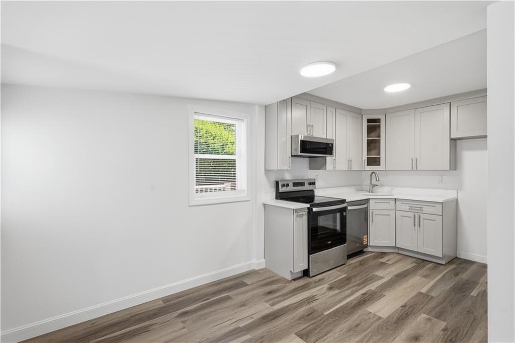45 Marine Avenue photo 19