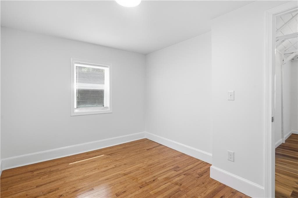 45 Marine Avenue photo 31