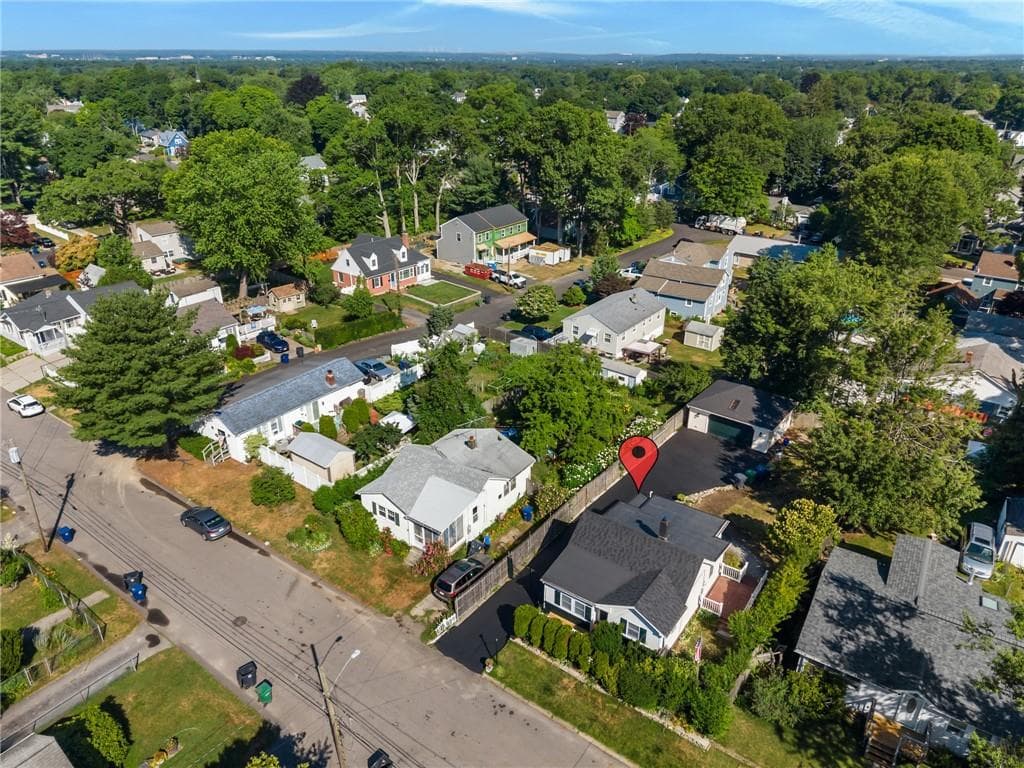 45 Marine Avenue photo 39