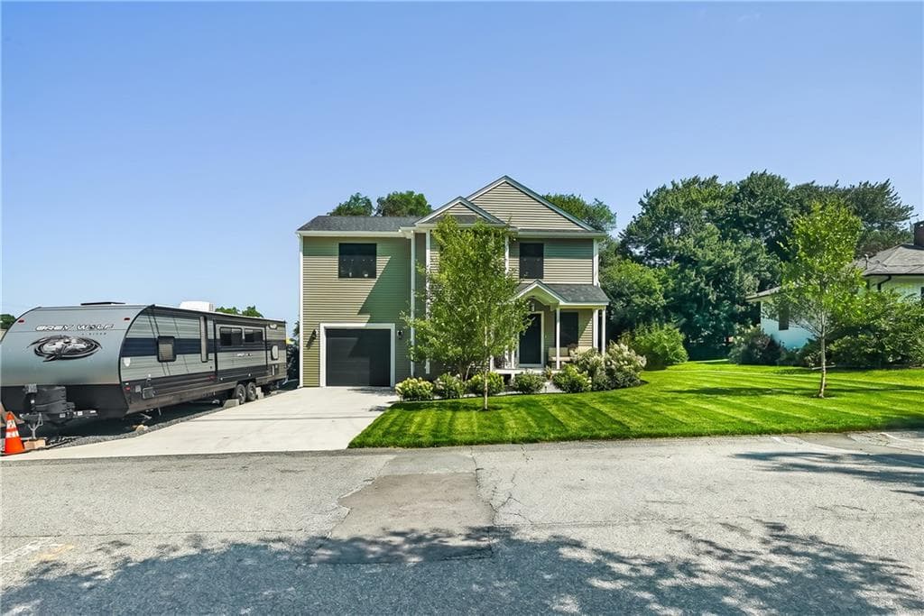 2 Overhill Road