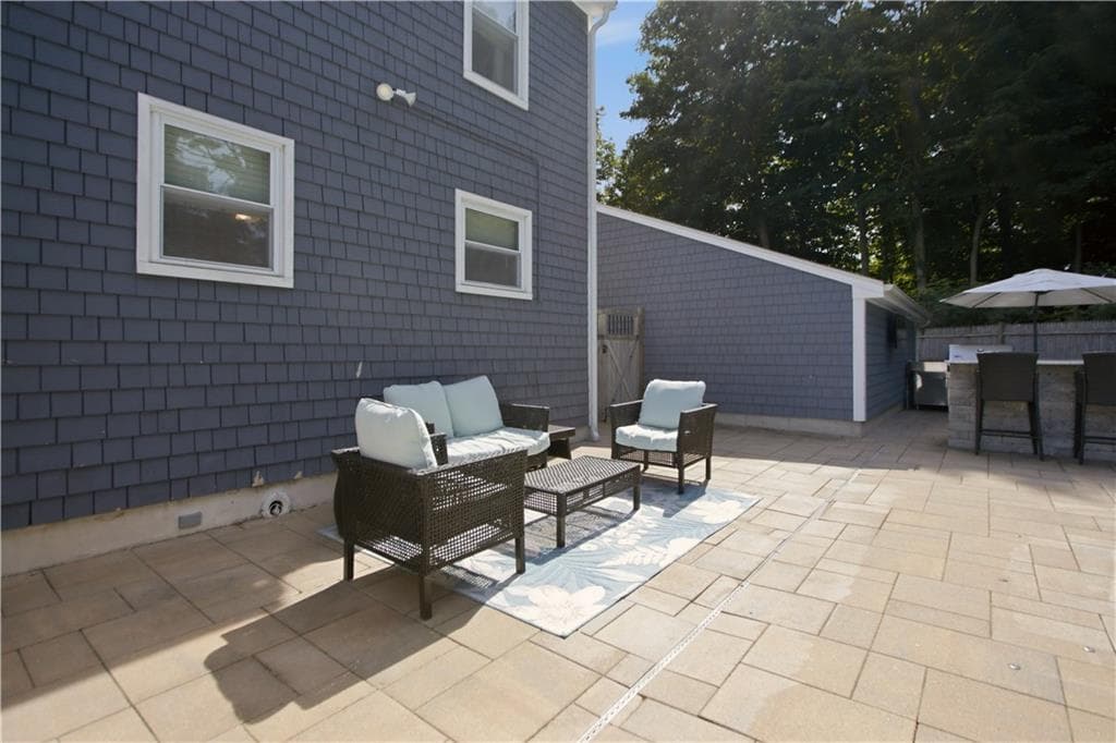 5 Beejay Court photo 35