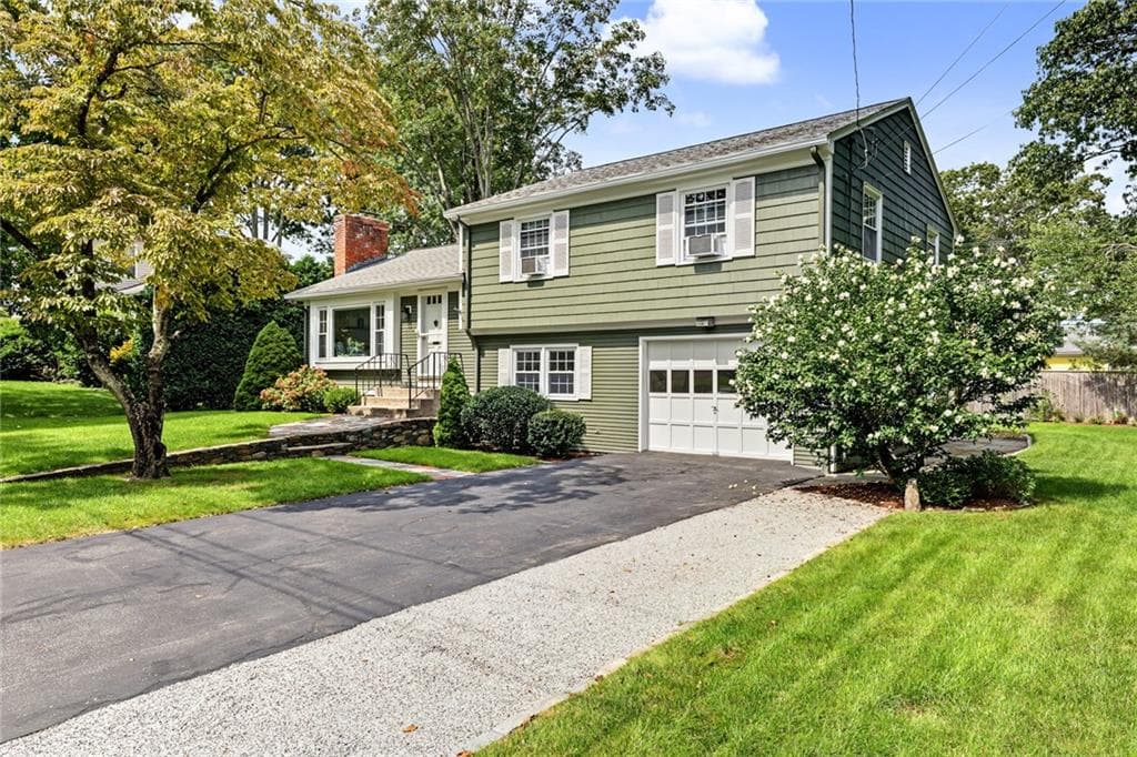 10 Cherry Lane