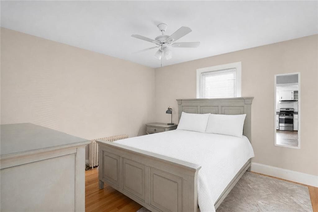 Single Family Residence at 135 Sandringham Avenue, Providence, photo 15 of 31