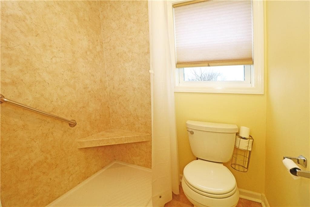359 Main Road photo 23