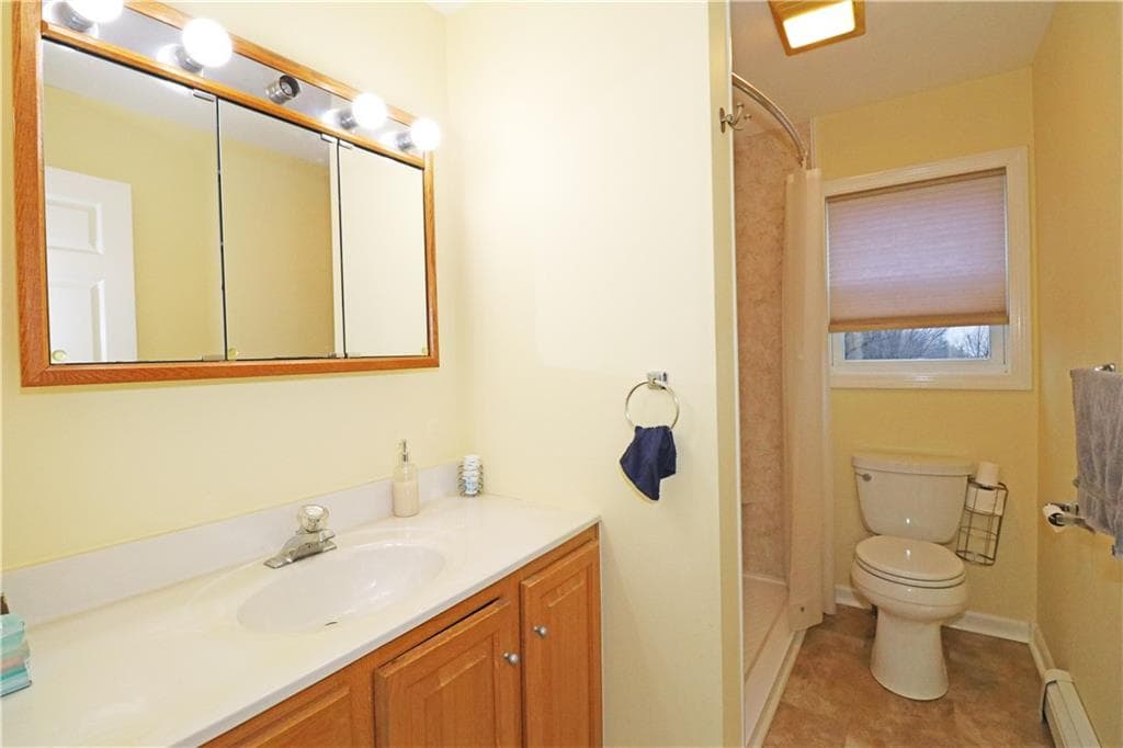359 Main Road photo 22