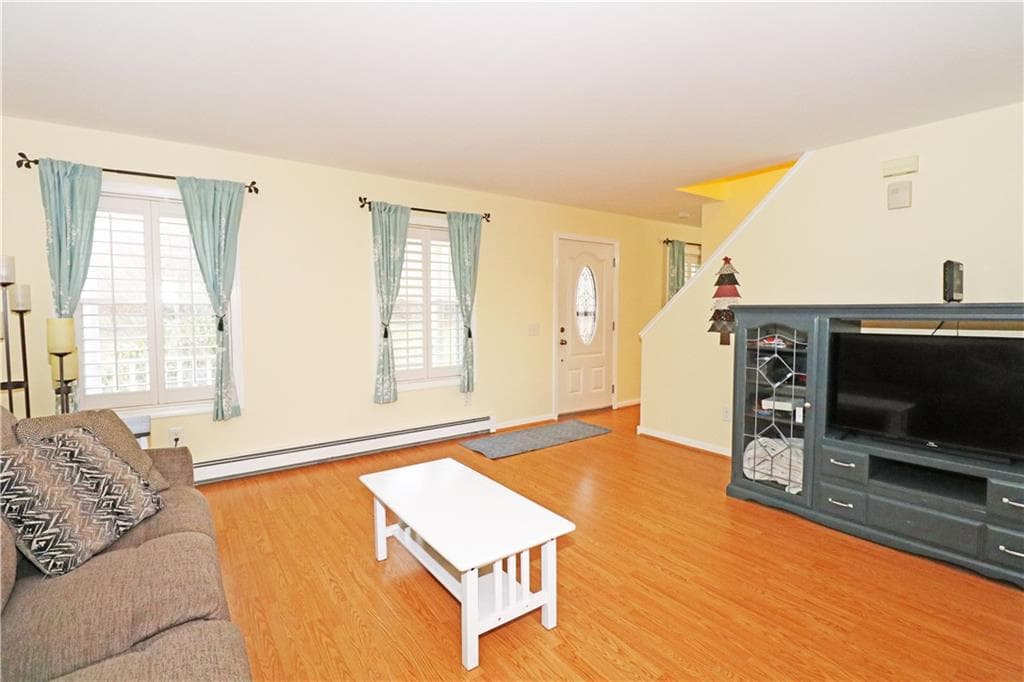 359 Main Road photo 7