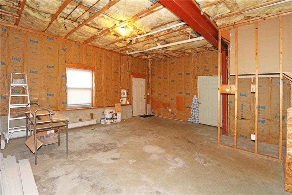 359 Main Road photo 40