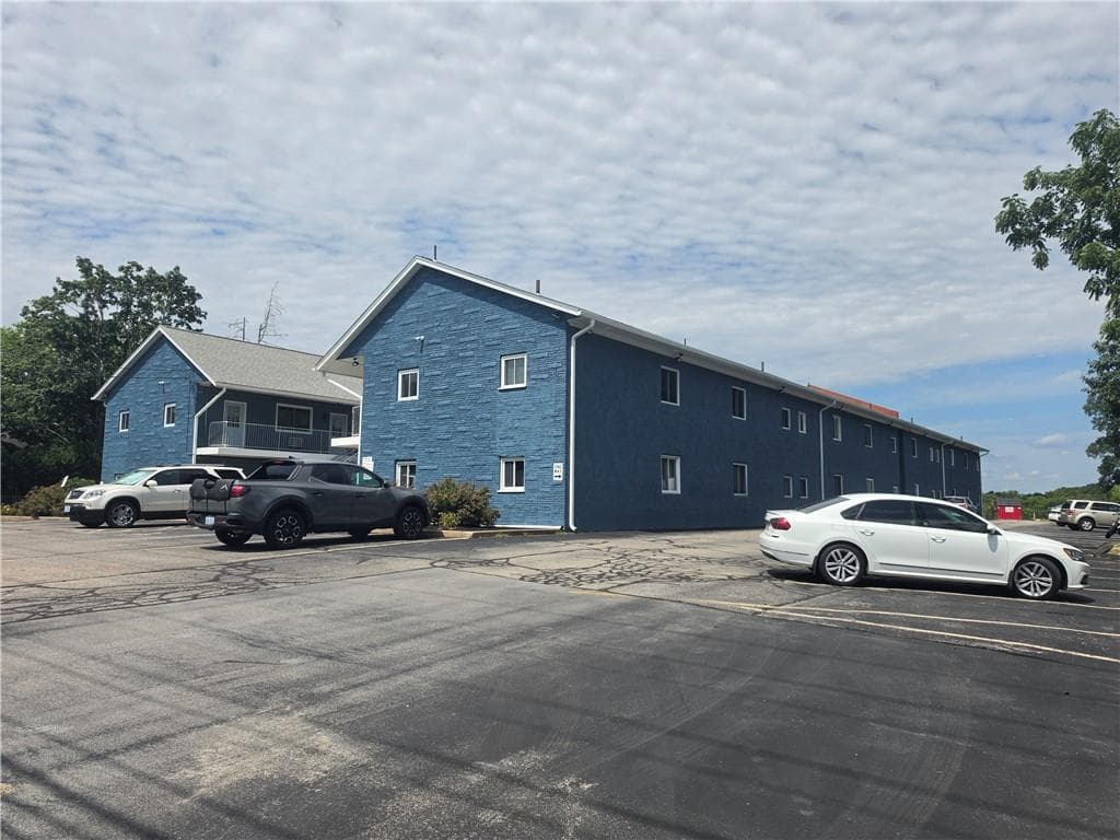 Condominium at 94 Cowesett Avenue UNIT 28, West Warwick, photo 19 of 19