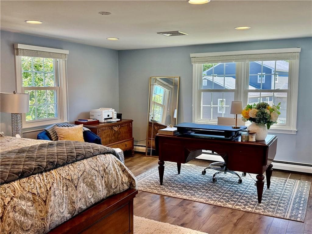 Single Family Residence at 7 Cortland Lane, Smithfield, photo 19 of 25