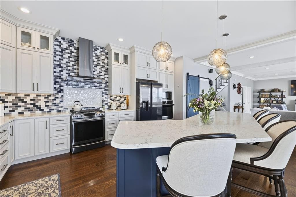 105 Charlotte Drive photo 16