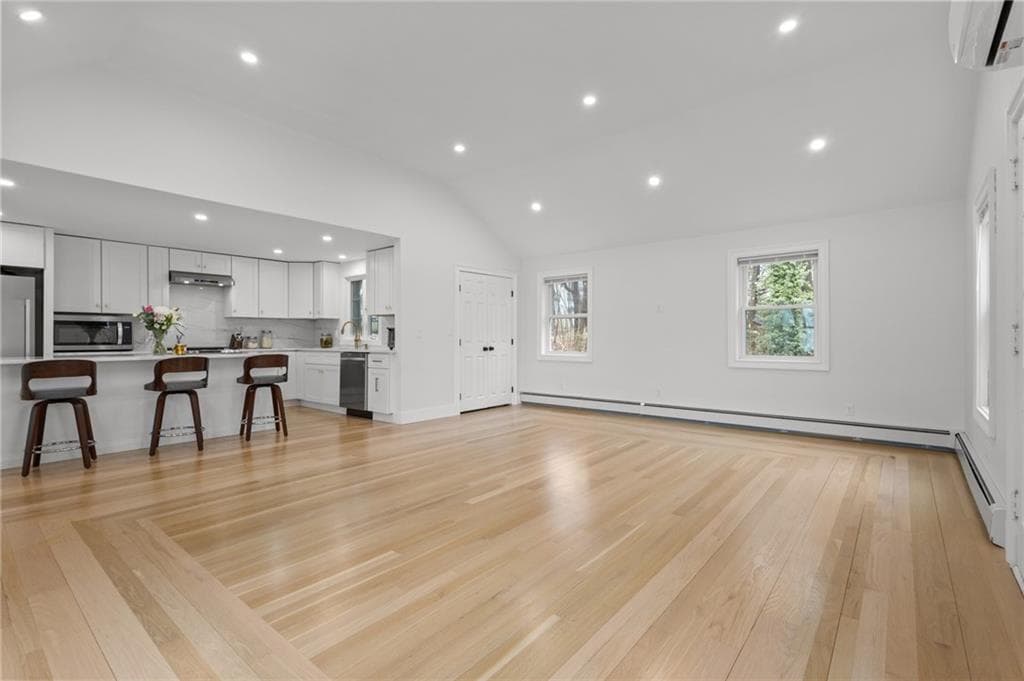 9 Country Parkway photo 12