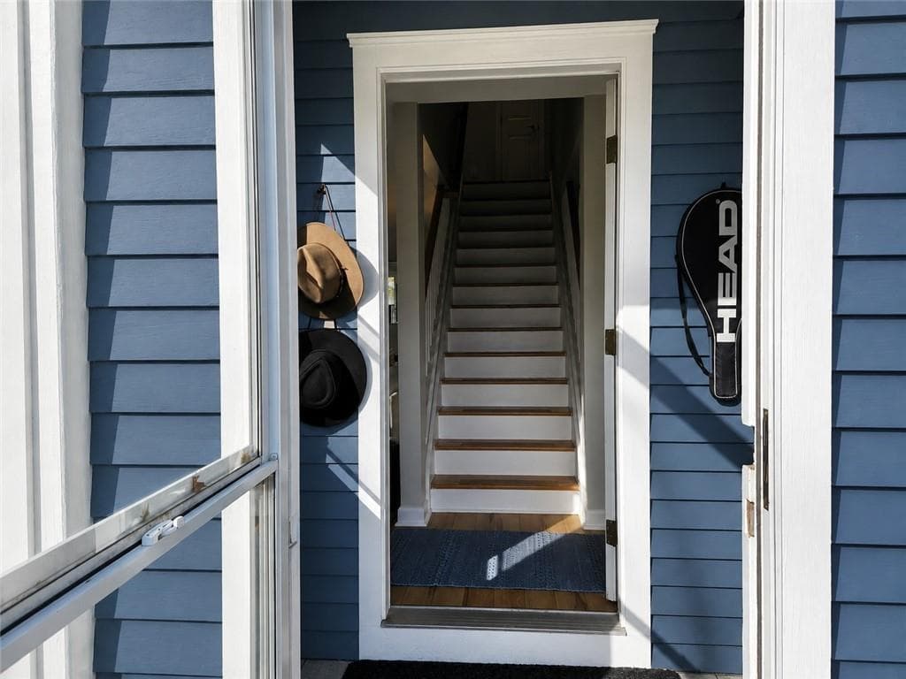 208 Marlborough Street UNIT 4 photo 3