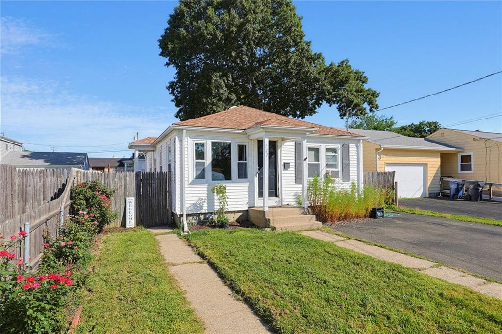 127 Fern Street