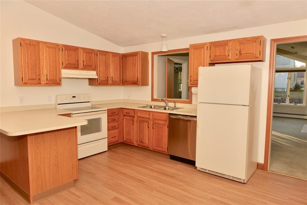 Multi Family at 55 Vinton Avenue, Cranston, photo 18 of 37