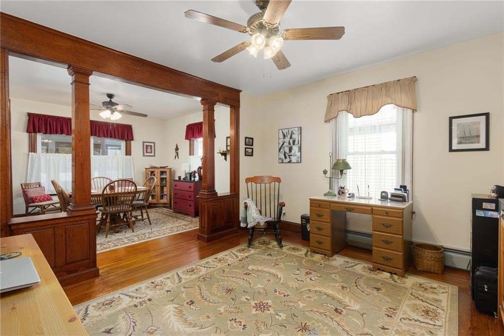 19 Bouvier Avenue photo 9