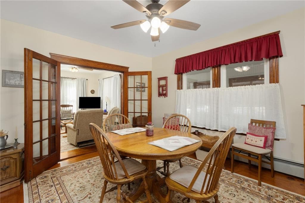 19 Bouvier Avenue photo 18